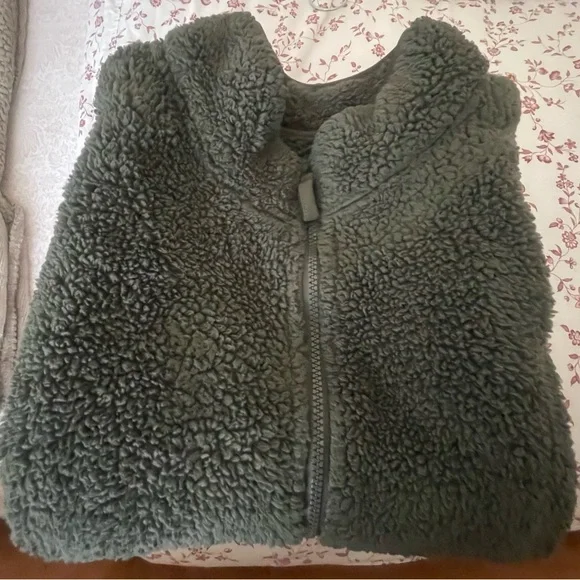 Women’s zip up Sherpa Vest 1XL - Picture 2 of 12
